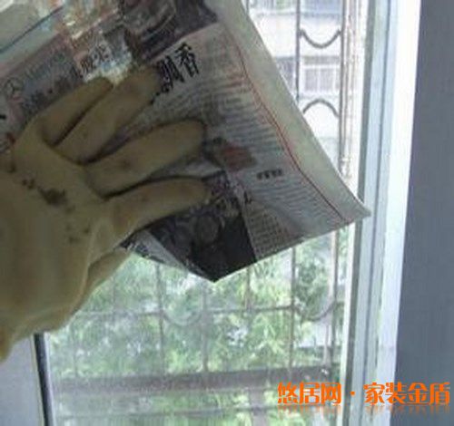 重庆装修公司支招纱窗清洗小妙招