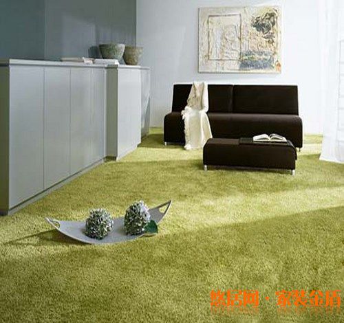 重庆装饰公司告诉你地毯的清洁方法