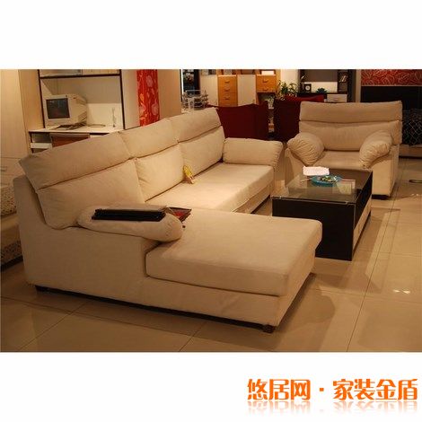 皮质沙发和布艺沙发那个比较好？