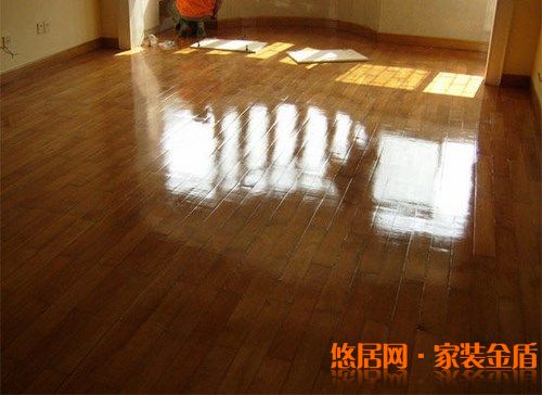 装修后地板的平时养护需要注意哪些？