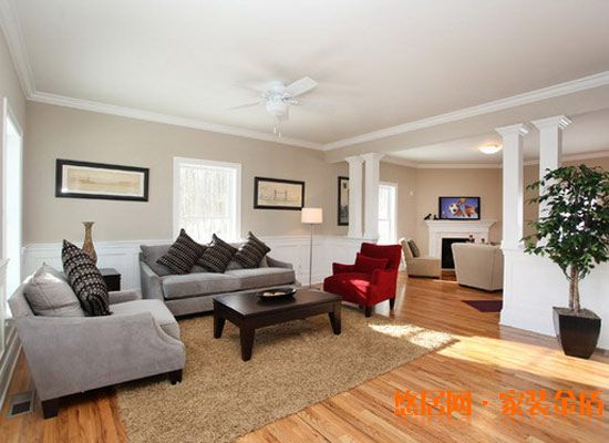 装修中实木地板和复合地板到底哪个好