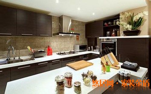 怎么样才能将厨房装修得实用而且有品位？