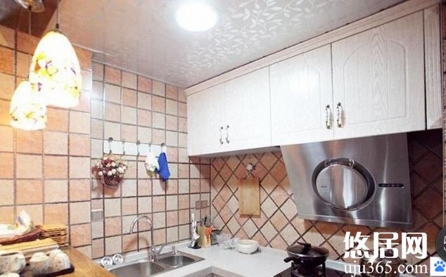 厨房台面用什么材料好